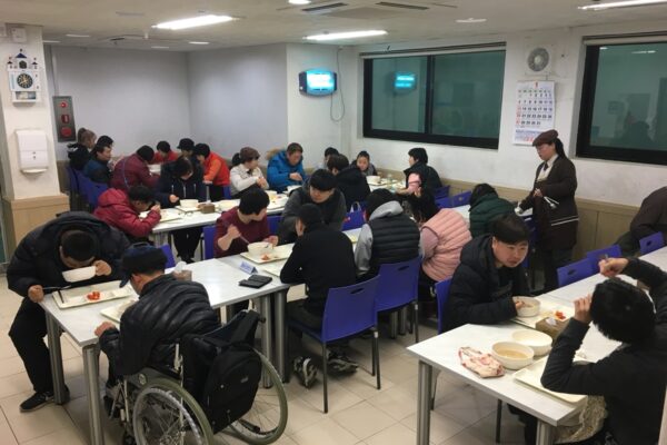 [후원] 한국중부발전, 맘스터치