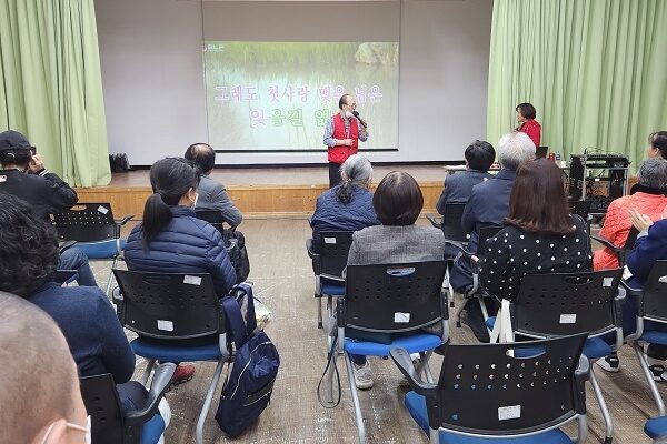 [지역권익옹호팀] 2023년 자조모임 및 동아리활동 "노래교실" 운영