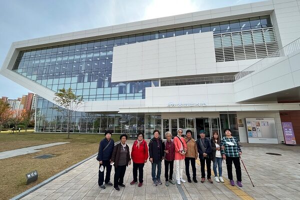 [가족평생교육지원팀] 성인장애인 문화활동 8회기 충남도서관 견학
